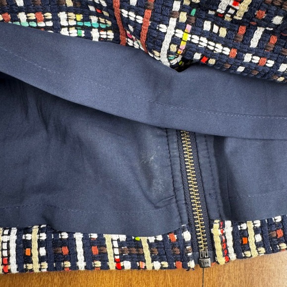 Two Halogen Skirts Size 6 Tweed Ruffle Asymmetrical Hem Mini Career Fall Fun - Picture 11 of 11